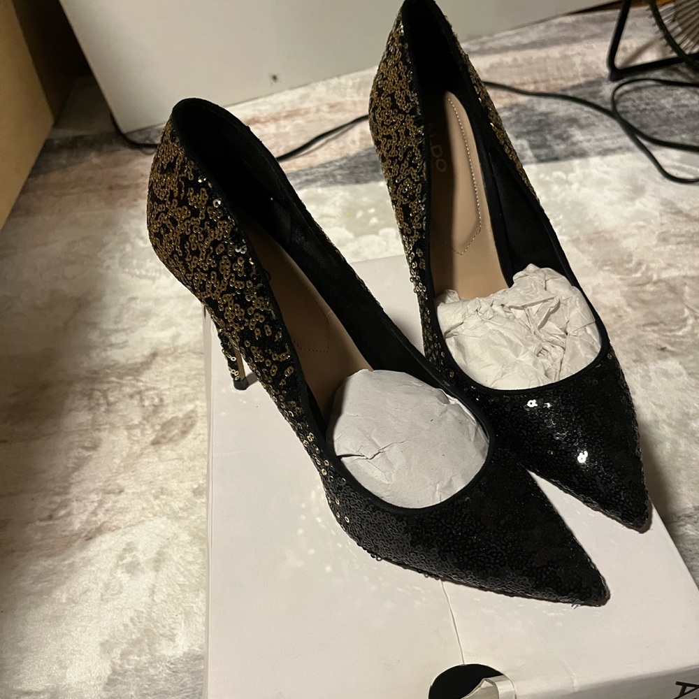 Aldo Black and Gold Sequin Heels
